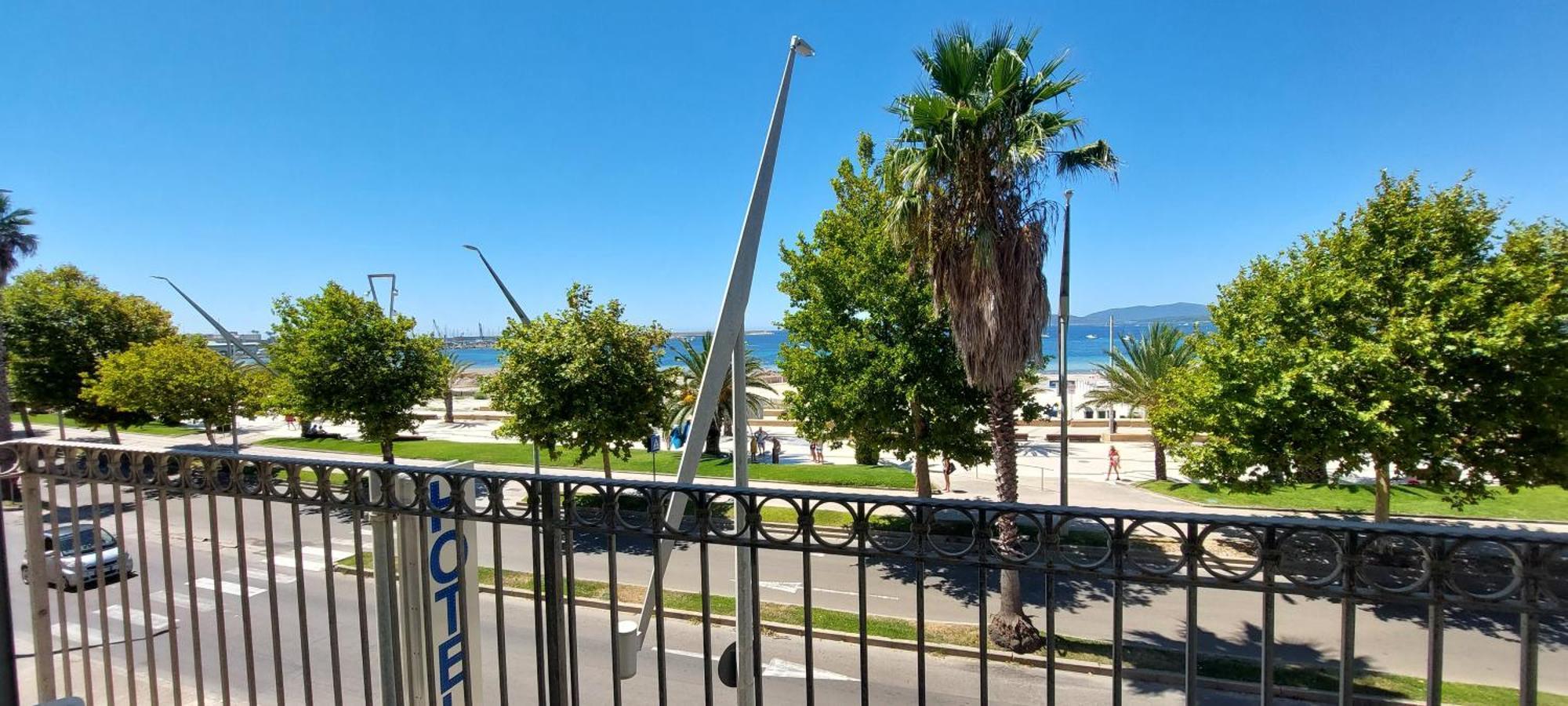 Hotel Il Gabbiano Алгеро Екстериор снимка