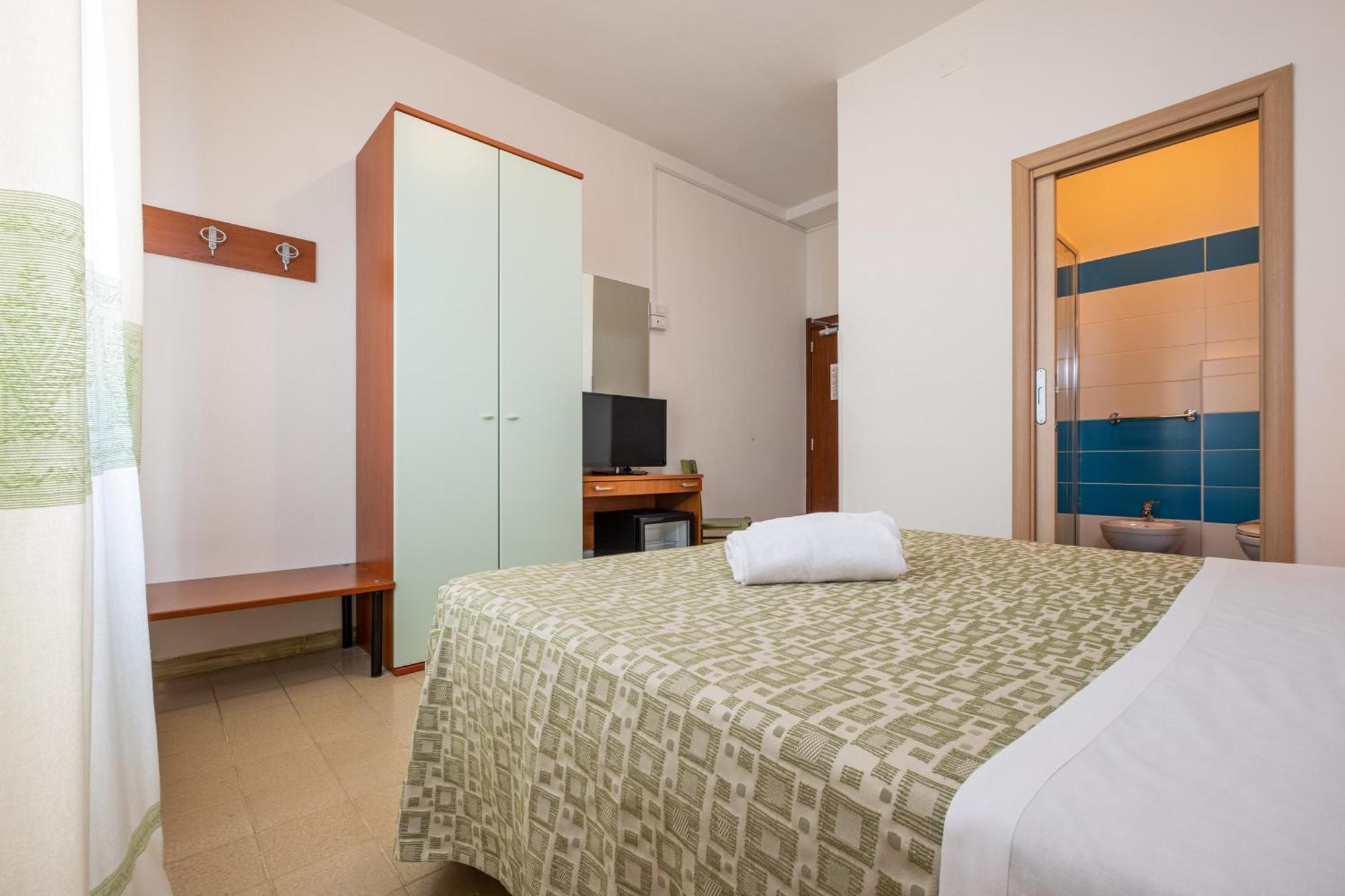 Hotel Il Gabbiano Алгеро Екстериор снимка