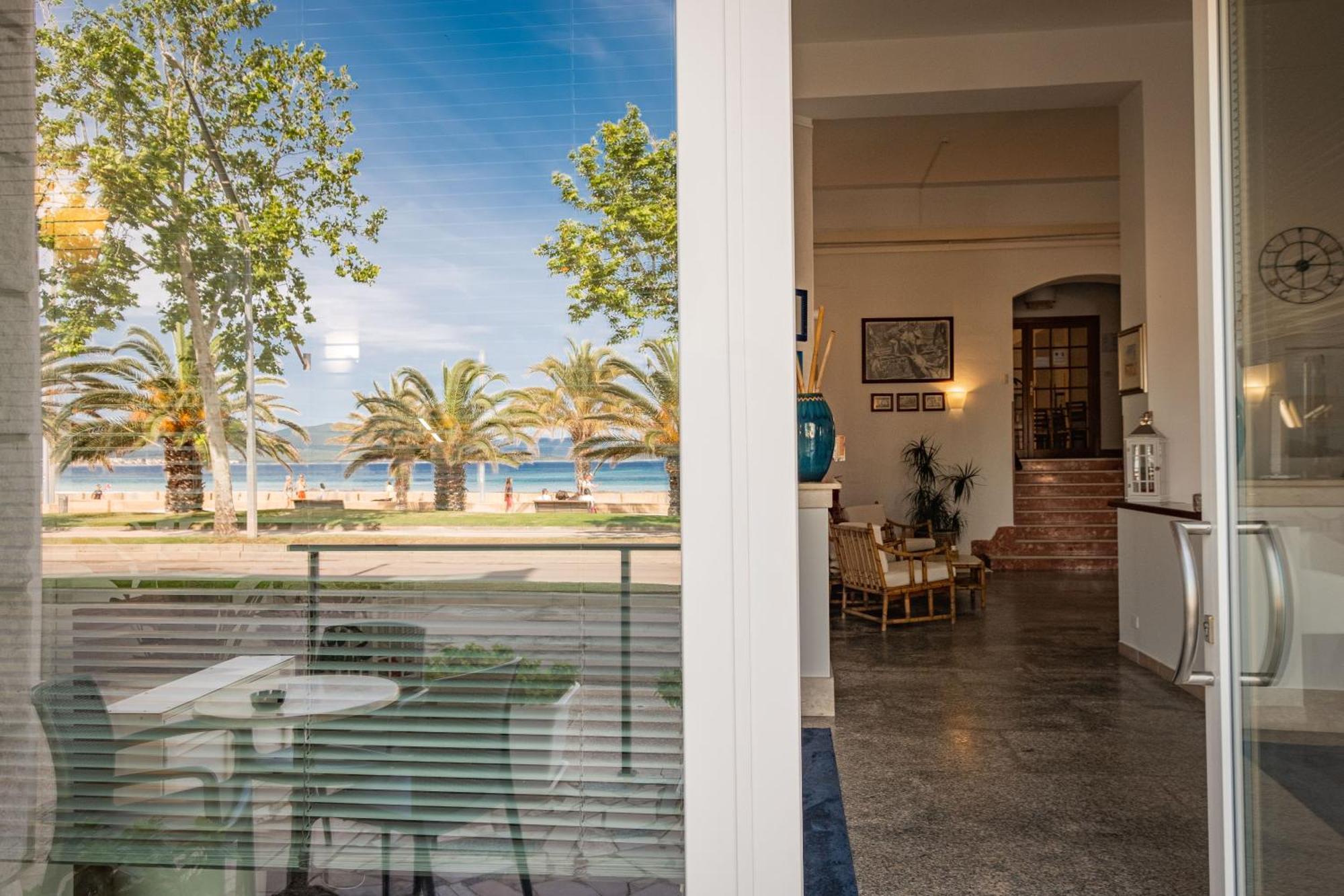 Hotel Il Gabbiano Алгеро Екстериор снимка